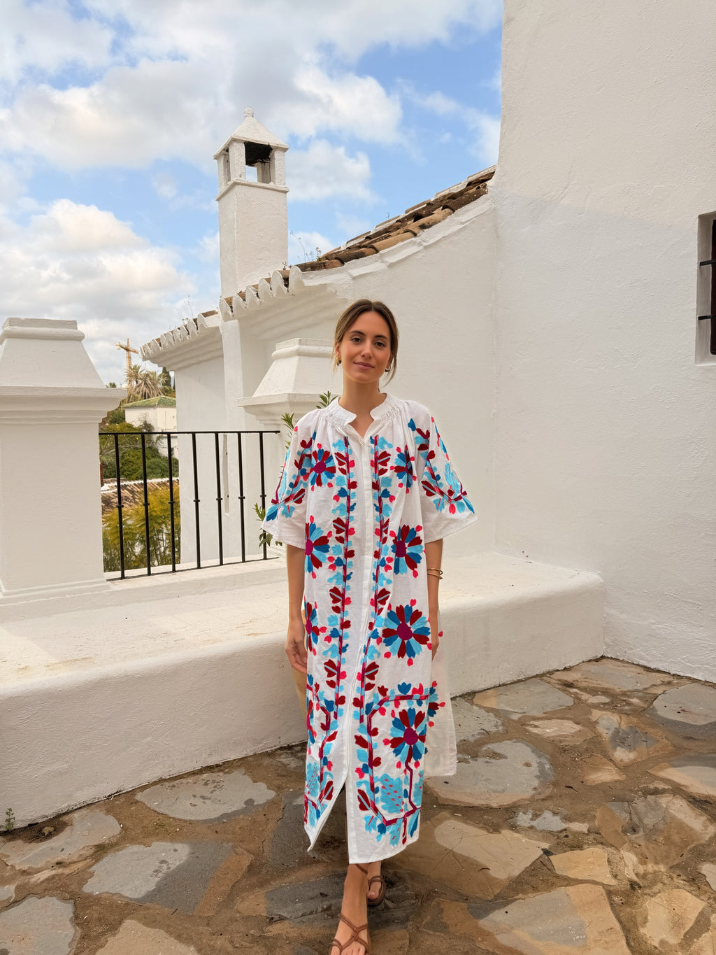 VESTIDO VERGEN BLANCO