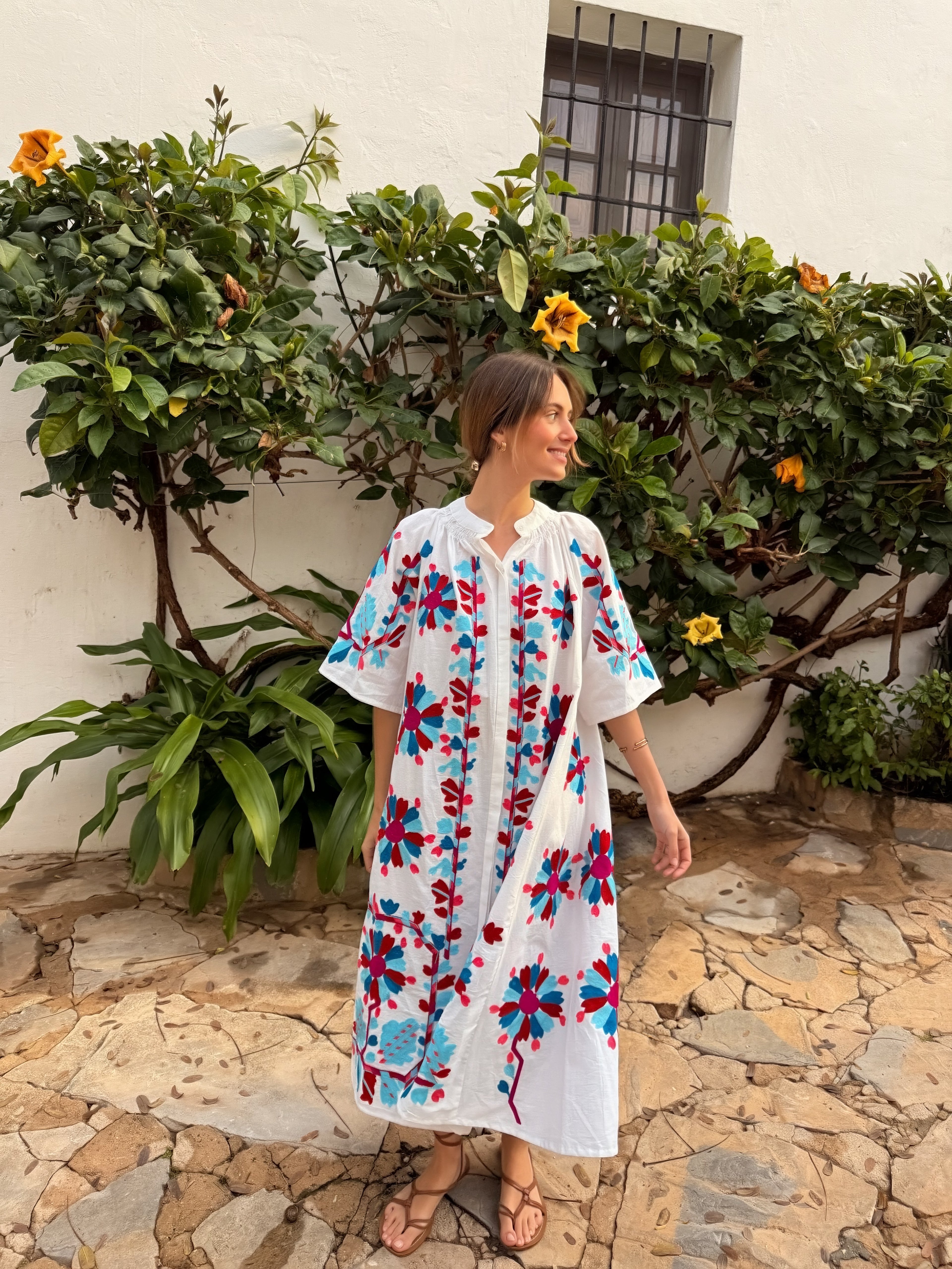 VESTIDO VERGEN BLANCO