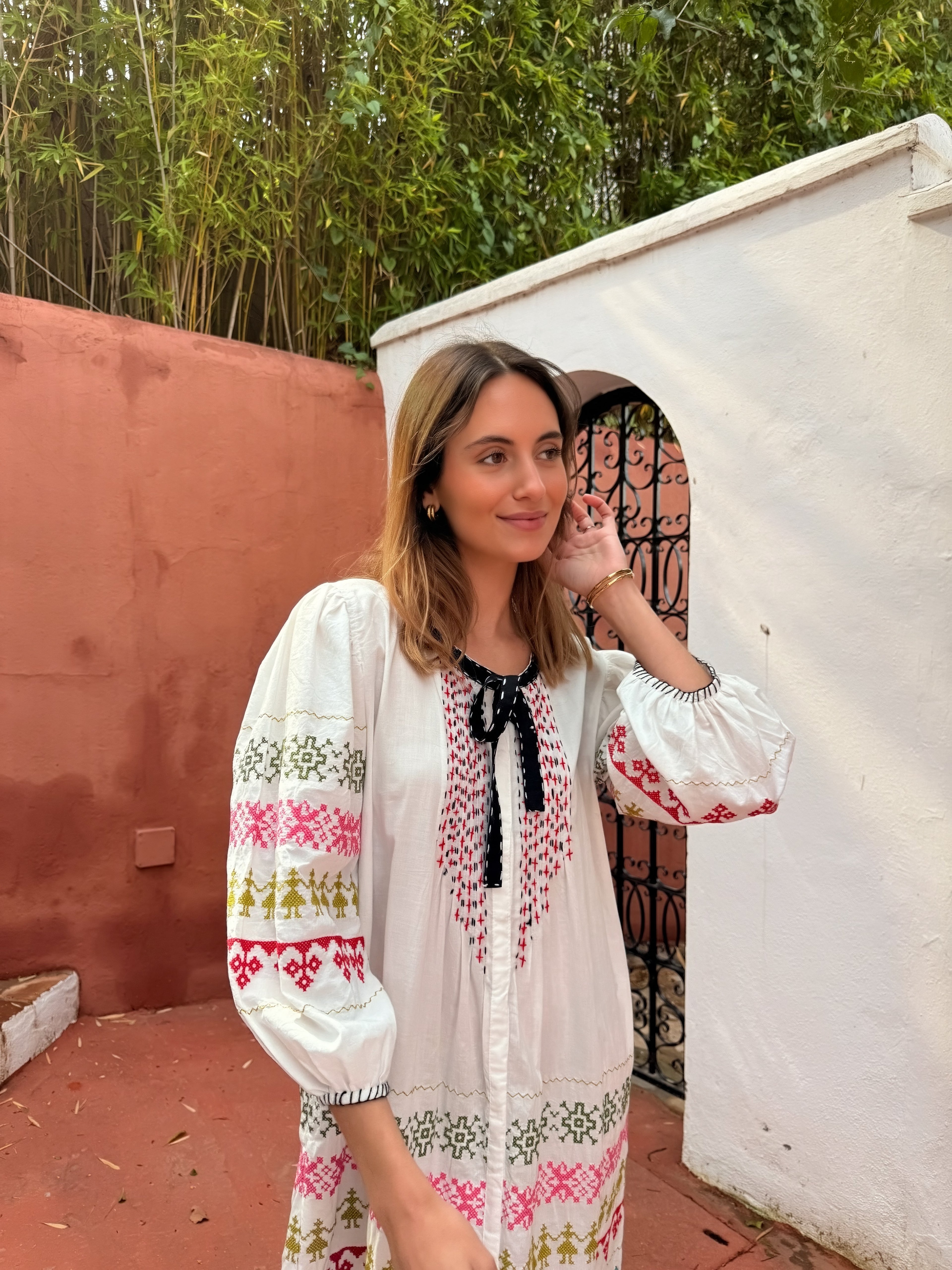 VESTIDO BORDADO BLANCO