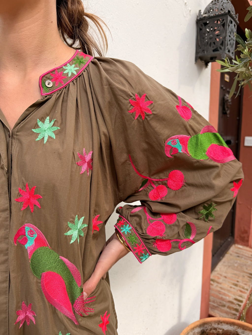 VESTIDO PARROT MARRÓN